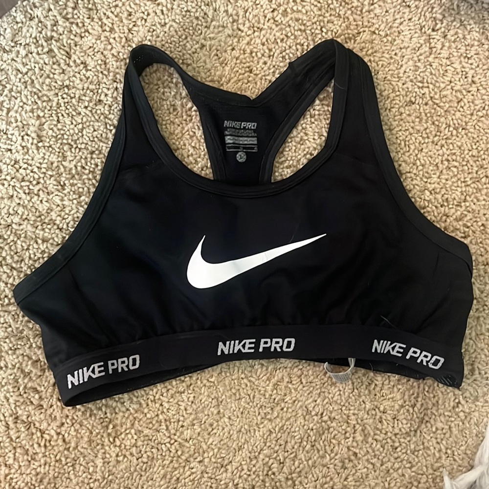 Nike sports bra